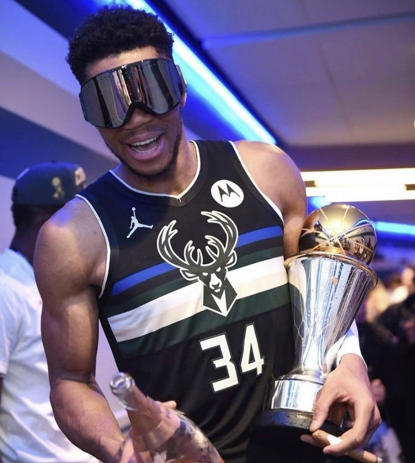 而是悬念的 而是悬念的