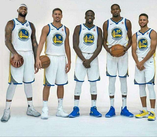 两种脚本在 两种脚本在